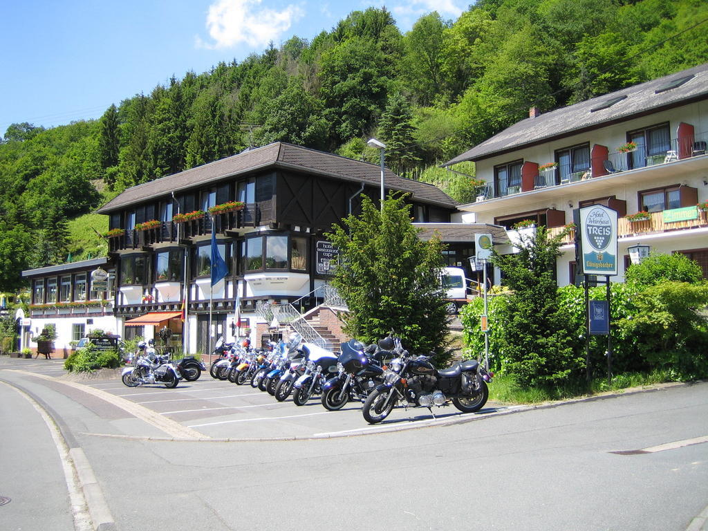 Landhotel Weinhaus Treis Weinähr Exteriör bild